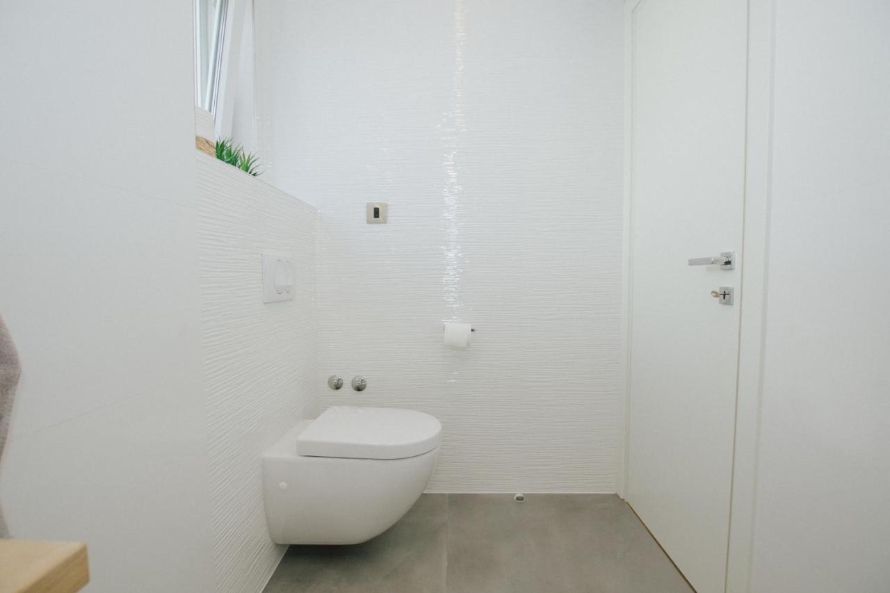 Apartment Sea Villa 5 สปลิท ภายนอก รูปภาพ
